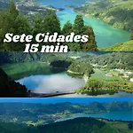 Azorean T4 -peaceful Countryside 4 Bed Close To Spots Ferienhaus Candelária