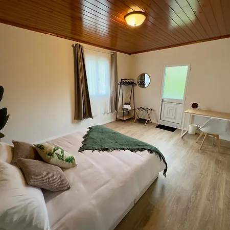 Azorean Stays T4 - 4 Bed Room Home In Sao Miguel - Close To Must-See Spots *