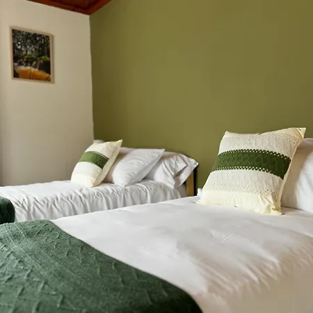 Azorean T4 -peaceful Countryside 4 Bed Close To Spots