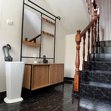 Azorean T4 -peaceful Countryside 4 Bed Close To Spots Candelária