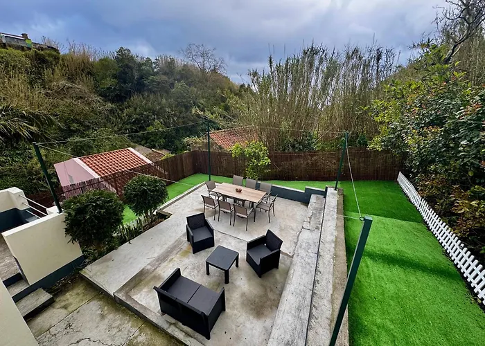 Azorean Stays T4 - 4 Bed Room Home In Sao Miguel - Close To Must-See Spots Feriehus